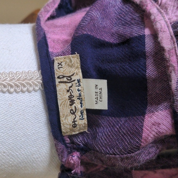 ONE World Live and Let Live FLANNEL Hi-Low swing tunic SZ 1X - Picture 10 of 13